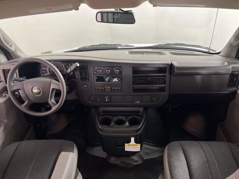 New 2026 Chevrolet Express 2500 image 15
