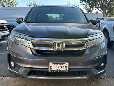 Used 2019 Honda Pilot Touring image 2