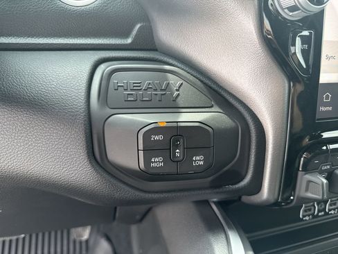 New 2026 RAM 2500 Lone Star AWD/4WD image 19