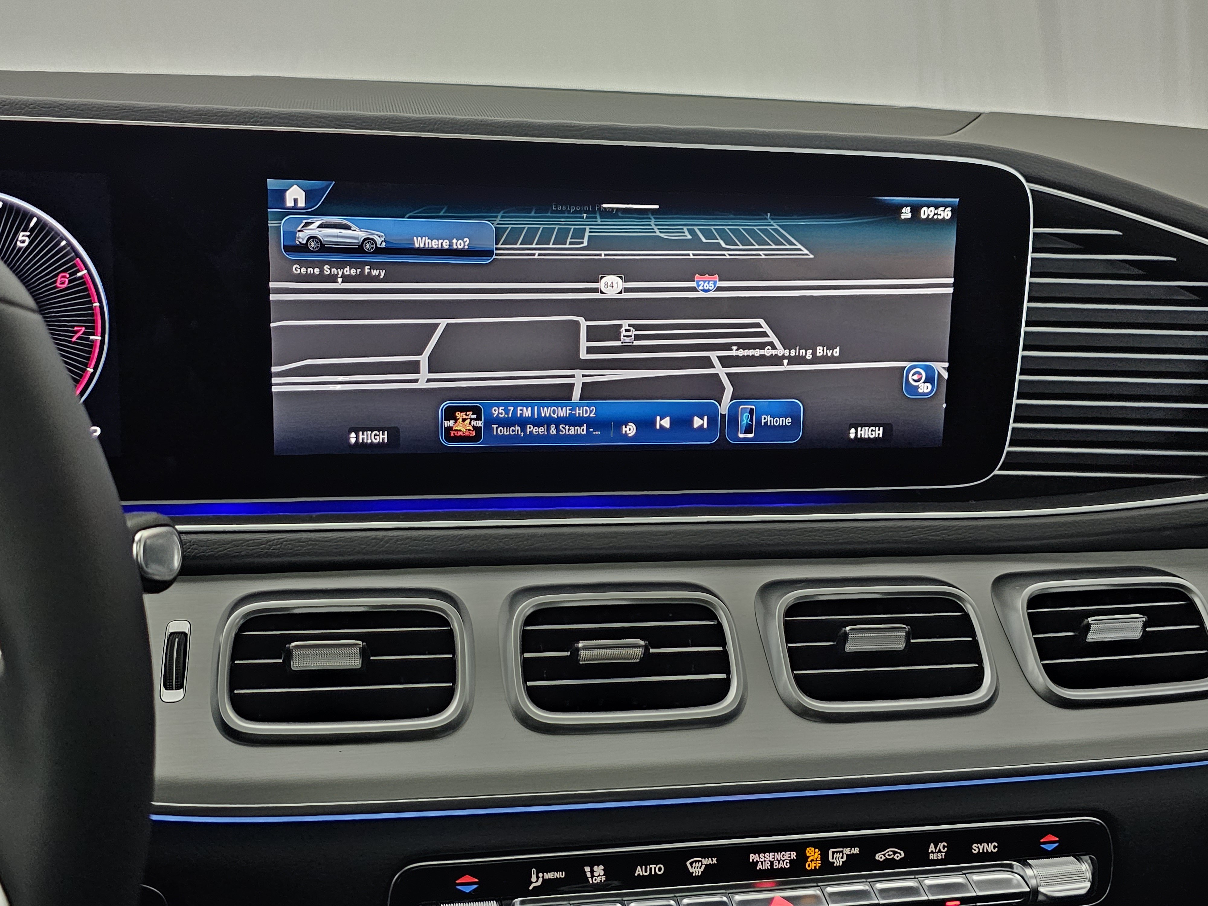 New 2026 Mercedes-Benz GLE 450 4MATIC image 44