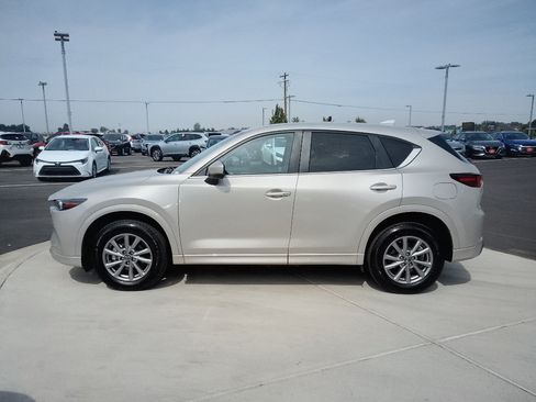 Used 2025 MAZDA CX-5 AWD 2.5 S w/ Preferred Package image 6
