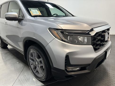 Certified 2023 Honda Passport EX-L image 3