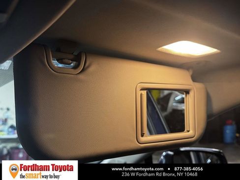 Used 2020 Toyota RAV4 Limited image 27