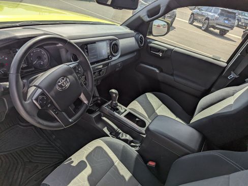 Used 2023 Toyota Tacoma TRD Off-Road AWD/4WD image 13