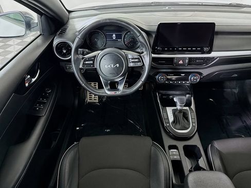 Certified 2024 Kia Forte GT-Line FWD image 4