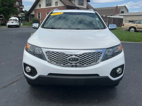 Used 2013 Kia Sorento LX w/ Convenience Pkg FWD image 2