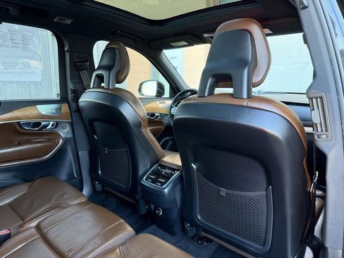Used 2018 Volvo XC90 T6 Inscription w/ Convenience Package image 22