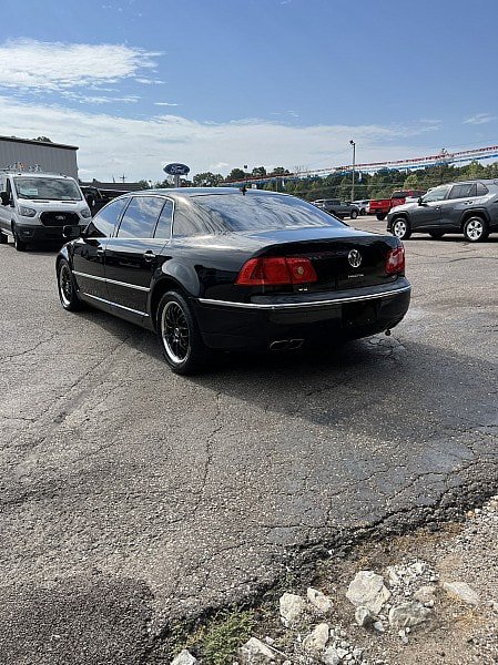 Used 2004 Volkswagen Phaeton W12 AWD/4WD image 5