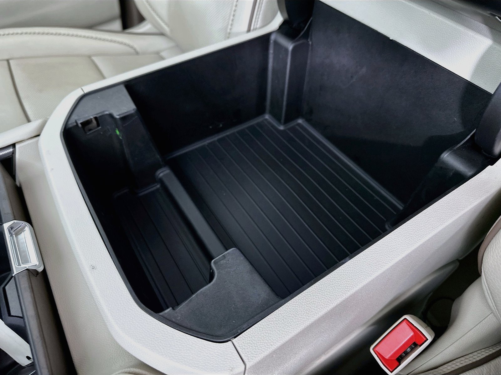 Used 2023 GMC Yukon XL Denali w/ LPO, Floor Liner Package AWD/4WD image 29