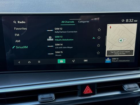 New 2025 Kia Sorento EX w/ EX Panoramic Sunroof Package image 21