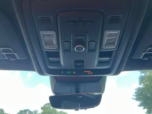 Used 2023 Cadillac Escalade Sport Platinum w/ Heavy-Duty Trailer Package AWD/4WD image 37