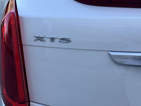 Used 2017 Cadillac XTS Premium Luxury image 11