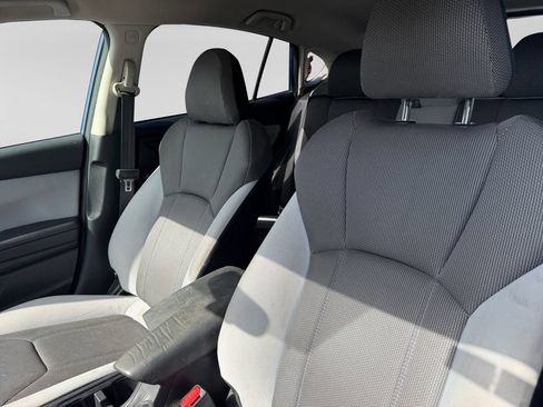 Used 2018 Subaru Crosstrek 2.0i AWD/4WD image 11