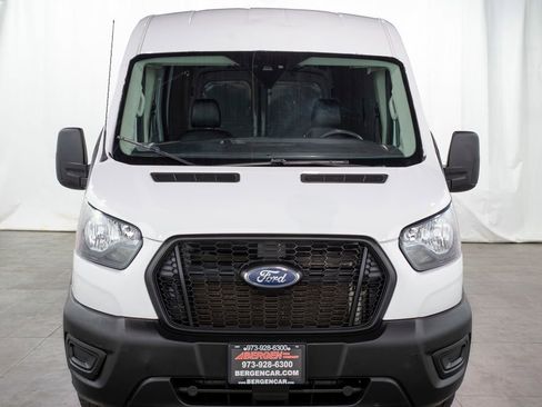 Used 2022 Ford Transit 250 Medium Roof AWD image 2