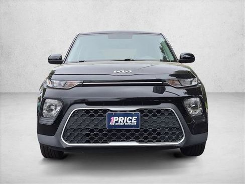 Used 2021 Kia Soul LX FWD image 2