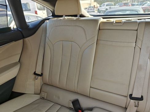 Used 2019 BMW 640i Gran Turismo xDrive image 49