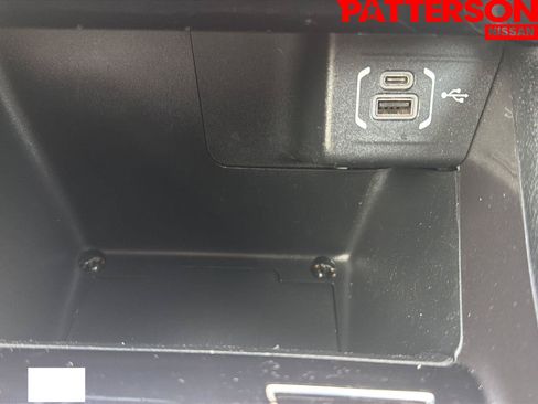 Used 2024 Jeep Compass Latitude AWD/4WD image 12