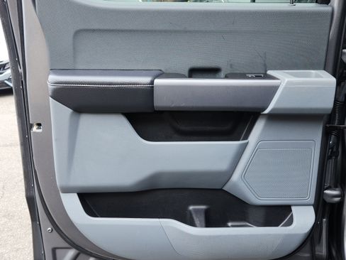 Used 2021 Ford F150 XLT w/ Trailer Tow Package image 12