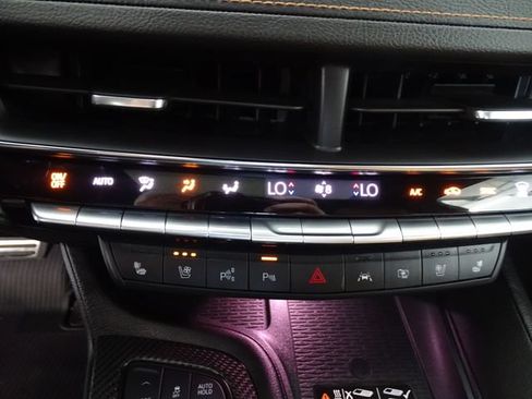 Used 2025 Cadillac CT5 Premium Luxury w/ Platinum Package AWD/4WD image 13
