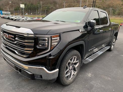 Certified 2023 GMC Sierra 1500 SLT w/ SLT Premium Package image 24