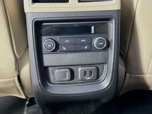 Used 2020 Buick Envision Essence w/ Experience Buick Package FWD image 30