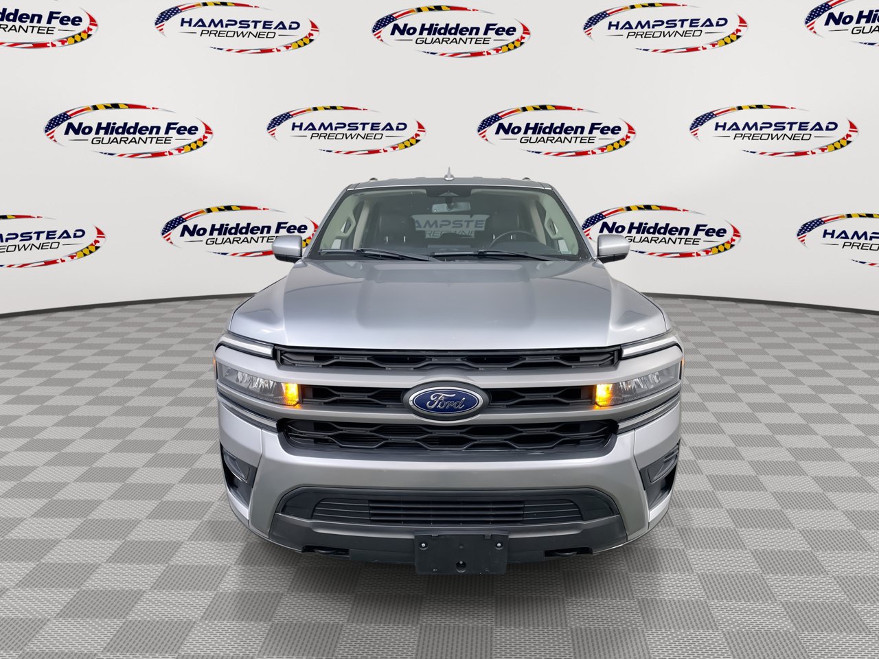 Used 2023 Ford Expedition XLT AWD/4WD image 4