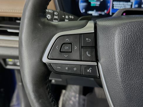 Used 2024 Toyota Grand Highlander AWD image 16
