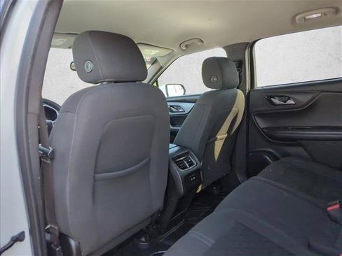 Used 2021 Chevrolet Blazer LT FWD image 17