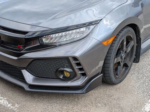 Used 2019 Honda Civic Type R image 9