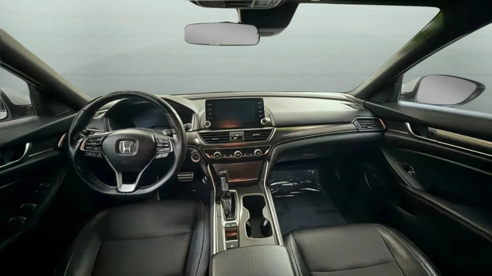 Used 2018 Honda Accord Sport image 9