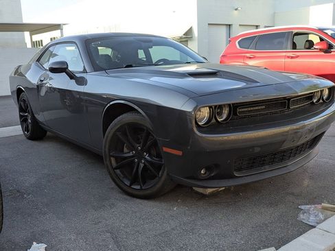 Used 2016 Dodge Challenger SXT w/ Blacktop Package RWD image 3