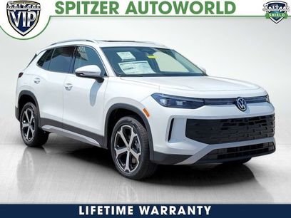New 2025 Volkswagen Tiguan SE