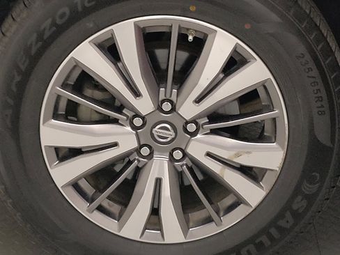 Used 2019 Nissan Pathfinder SL image 31