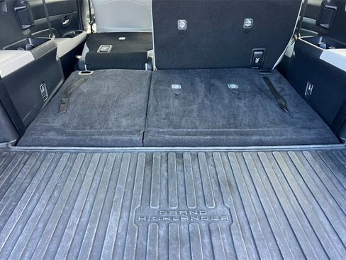 Certified 2024 Toyota Grand Highlander XLE image 15