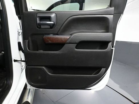 Used 2018 GMC Sierra 2500 SLE image 41