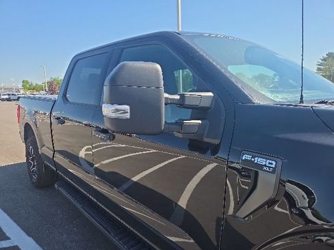 Used 2021 Ford F150 XLT w/ Equipment Group 302A High AWD/4WD image 5