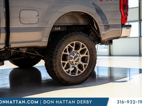 Used 2022 Ford F250 Lariat w/ Lariat Value Package AWD/4WD image 38