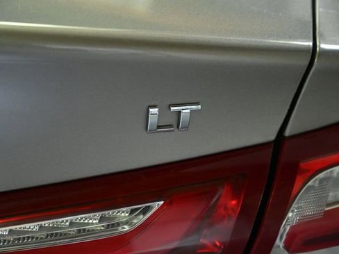 Used 2024 Chevrolet Malibu LT image 11