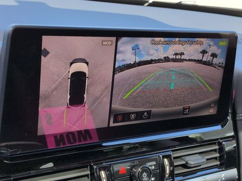 New 2026 Nissan Pathfinder Platinum image 24