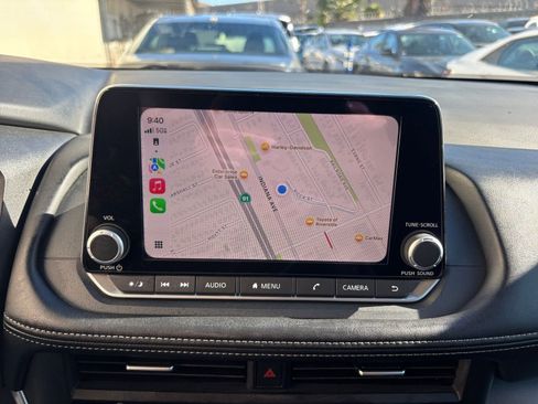 Used 2025 Nissan Rogue SV image 20