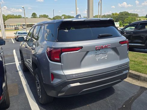 Used 2026 GMC Terrain Elevation FWD image 9