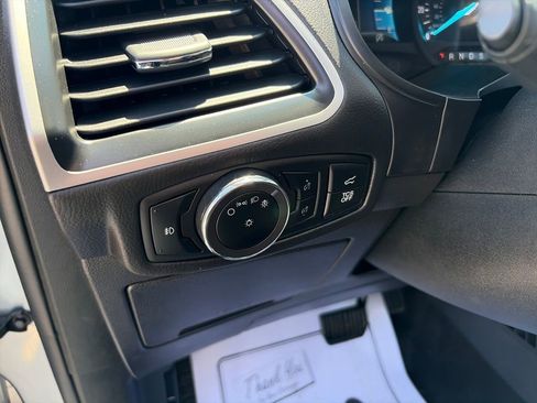 Used 2024 Ford Edge SEL w/ Convenience Package AWD/4WD image 17