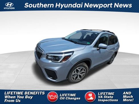 Used 2021 Subaru Forester Premium AWD/4WD image 1