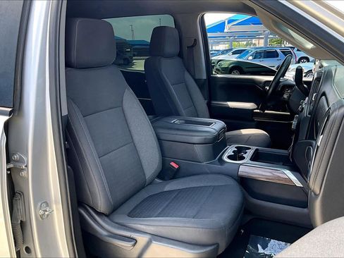 Used 2021 Chevrolet Silverado 1500 LT Trail Boss w/ Bed Protection Package AWD/4WD image 9