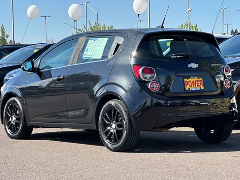 Used 2014 Chevrolet Sonic LT w/ Fun and Sun Package FWD image 6