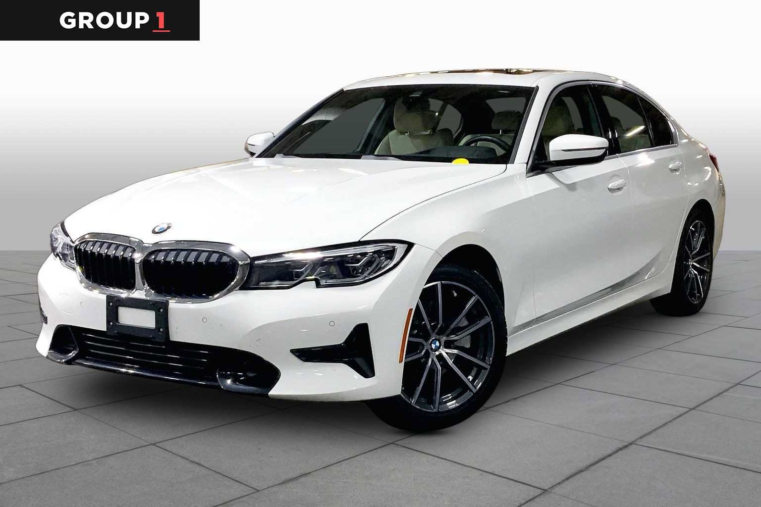 Used 2022 BMW 330i xDrive Sedan w/ Premium Package AWD/4WD image 1