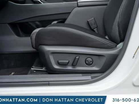 Used 2023 Nissan Rogue SV image 21