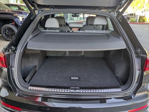 Used 2021 Audi Q3 2.0T Premium Plus w/ Premium Plus Package image 6