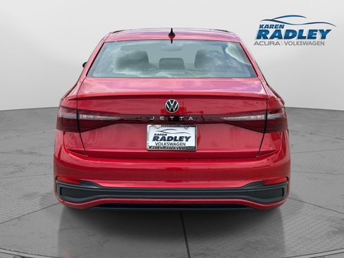 Certified 2025 Volkswagen Jetta Sport FWD image 3
