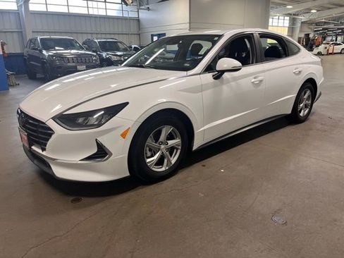 Used 2023 Hyundai Sonata SE w/ Cargo Package image 7